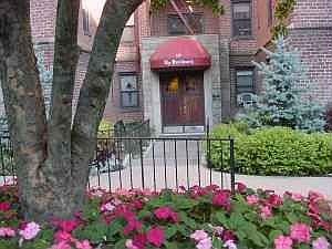 Front Of The Kenilworth