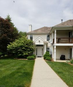 662 Honeybrook Cir #662, Stewartsville, NJ, 08886