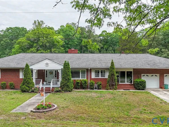 285 Michaels Ln, Mattaponi, VA 23110