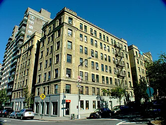 875 West 181st Street in Hudson Heights