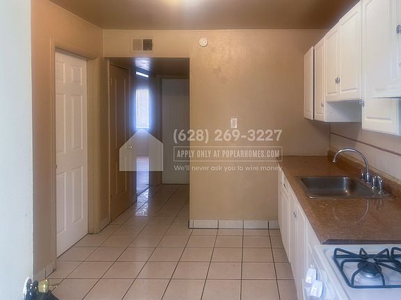 3rd image of 9412 Tennyson Ave #E