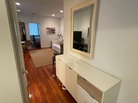 3rd image of 174 E 82nd St #5B