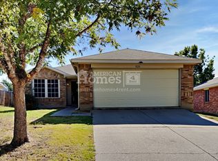 1020 Chelsea Ln, Forney, TX 75126