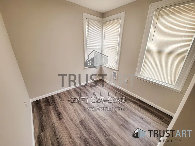 2538 N Gratz St #1 — Photo 13