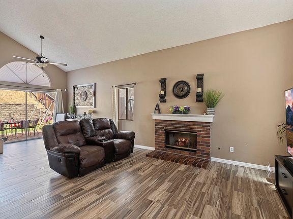 5th image of 21474 Blossom Hill Ln