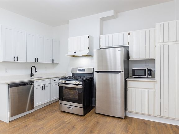 5th image of 595 E 5th St