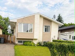 3905 N 52nd Ave, Ponoka, AB T4J 1C8