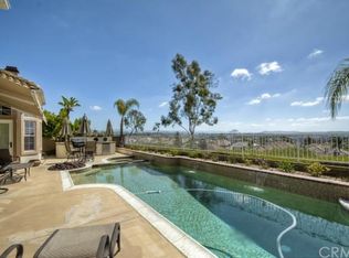 25622 Rolling Hills Rd, Laguna Hills, CA 92653