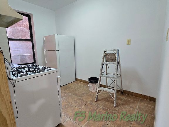4th image of 25-59 41st St #7