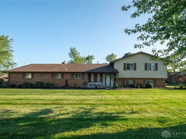 3572 Eastmoor Dr, Dayton, OH 45431