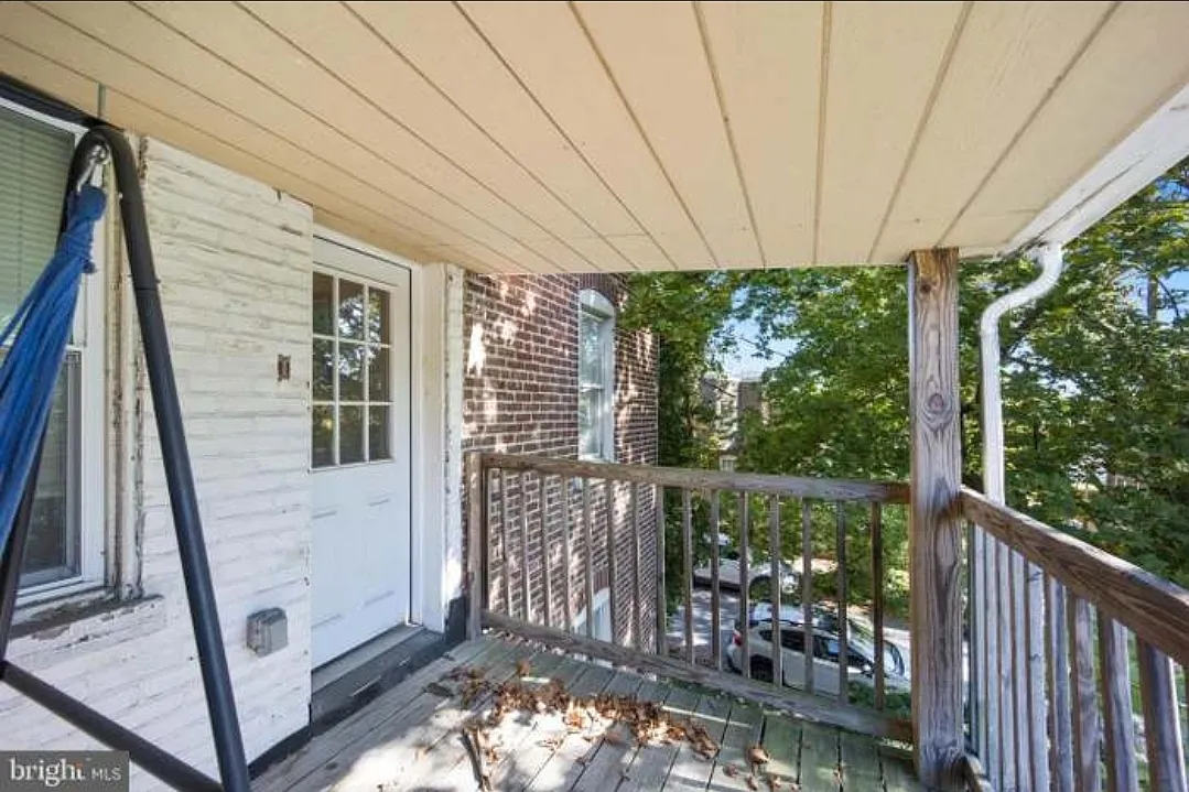 2618 N Van Buren Street — Photo 3