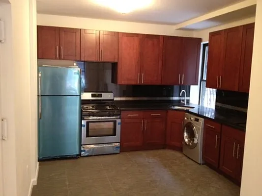 Rented by Standard Realty | media 27