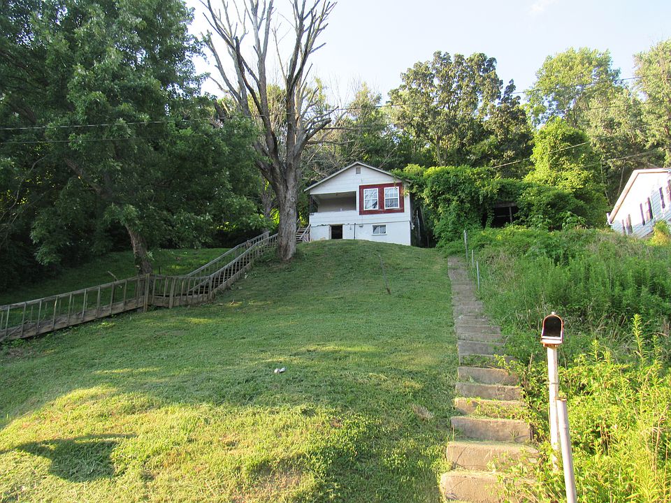 1st image of 1220 Walker Ave