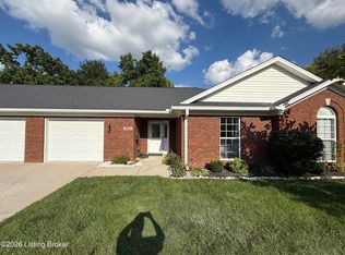 8605 Mill Spring Pl, Louisville, KY 40228