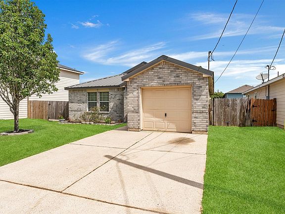 5th image of 2317 Shady Birch Dr