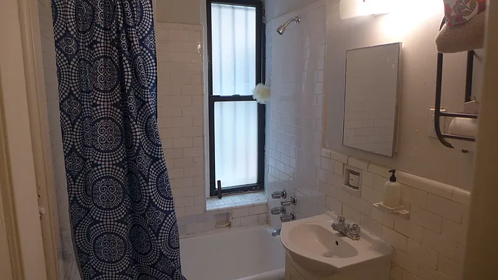 Rented by Garfield Realty  | media 9