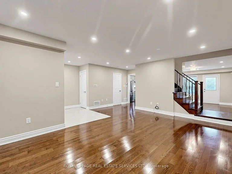 5837 Rainberry Dr — Photo 4