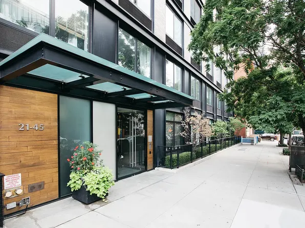 21-45 44th Drive image 12 of 13