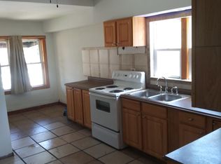 136 E 119th St #HSE, Chicago, IL 60628