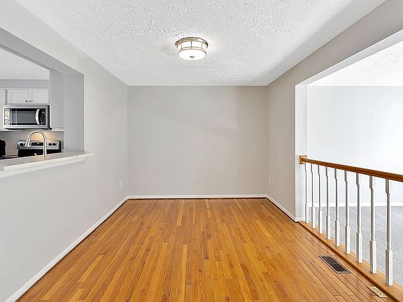4th image of 506 White Surf Dr