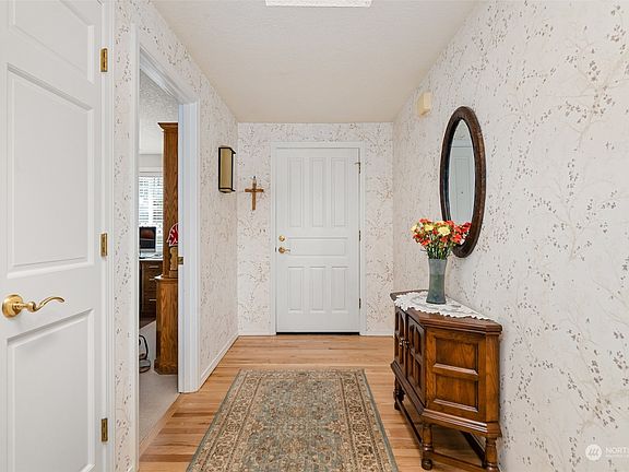 3rd image of 724 Sherman Street NW