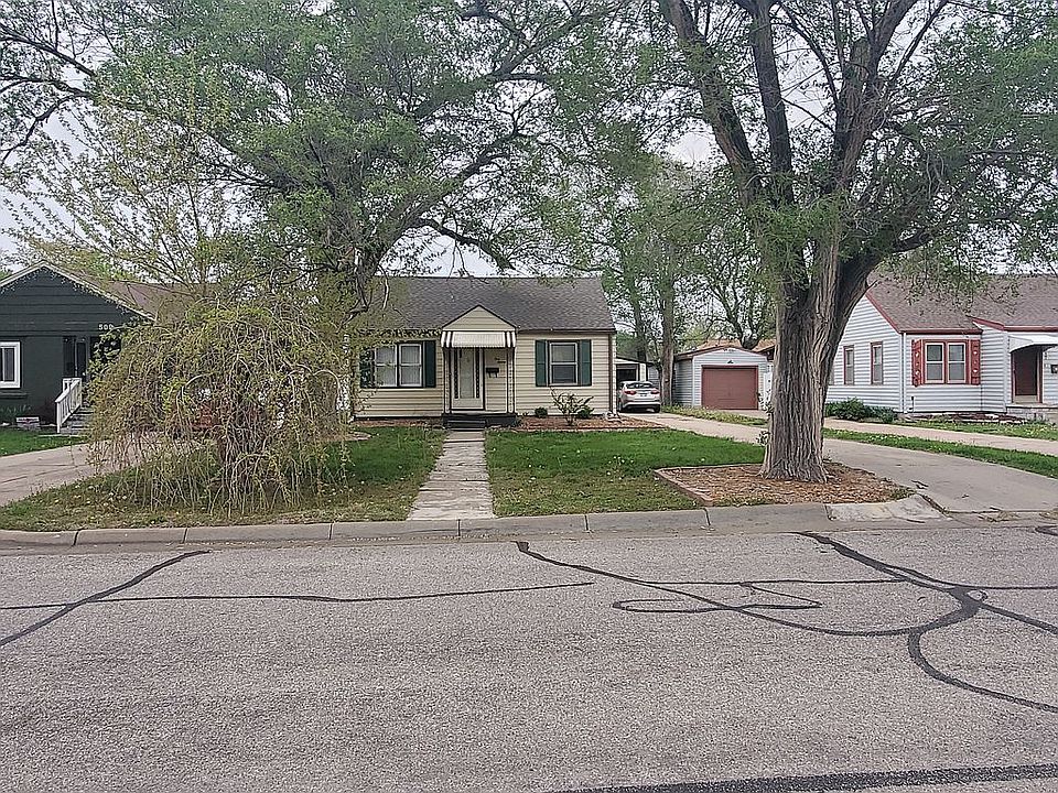 1st image of 515 E Claflin Ave
