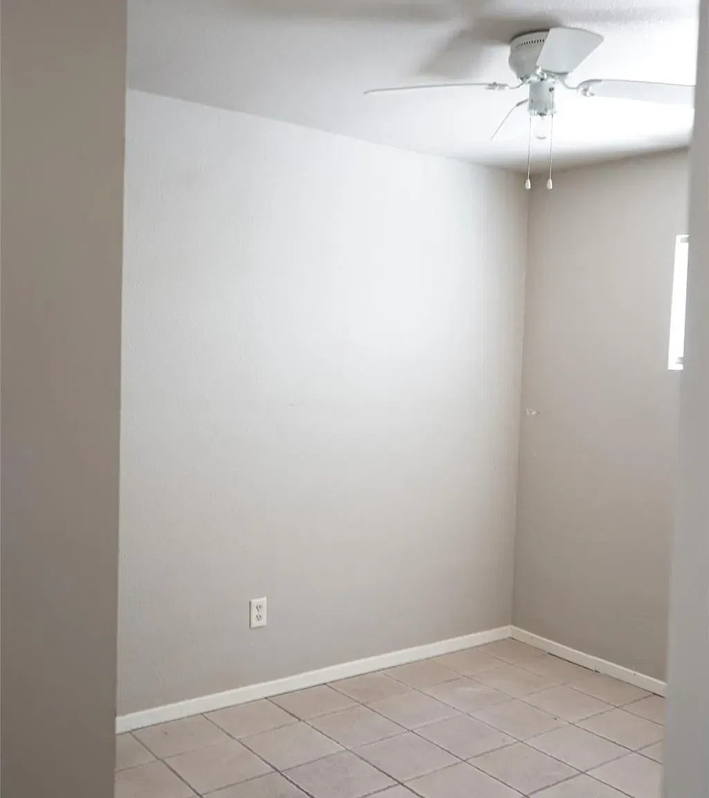 2 bed, 600 sqft, $1,160 — Photo 2