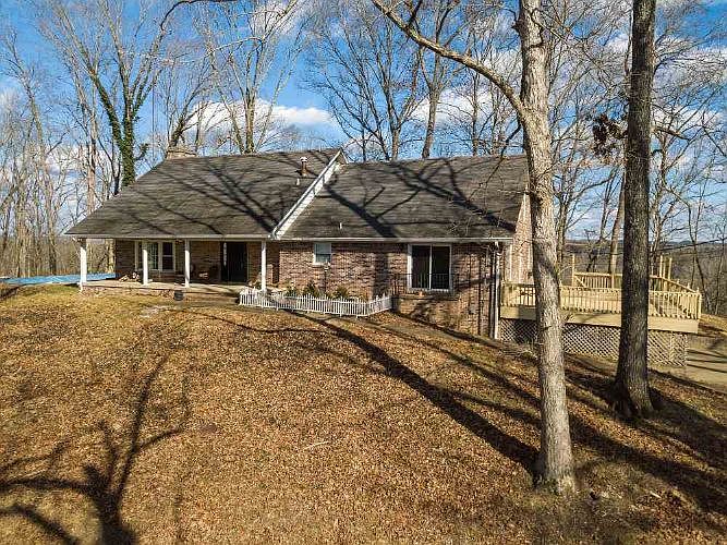 1st image of 889 Self Hollow Ln