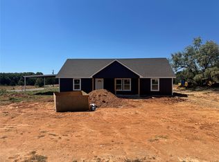 220 E Bradshaw Rd, Springtown, TX 76082