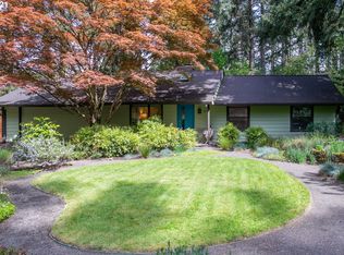 5221 Tree St, Lake Oswego, OR 97035