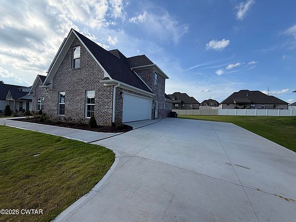 2nd image of 170 Providence Dr