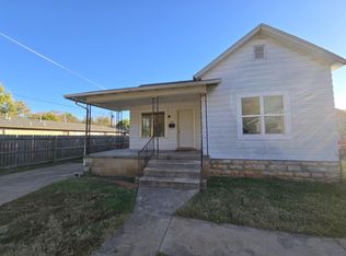 832 W Mount Vernon St, Springfield, MO 65806