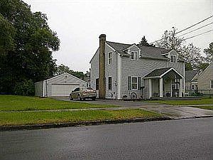 2nd image of 7210 Frontier Ave