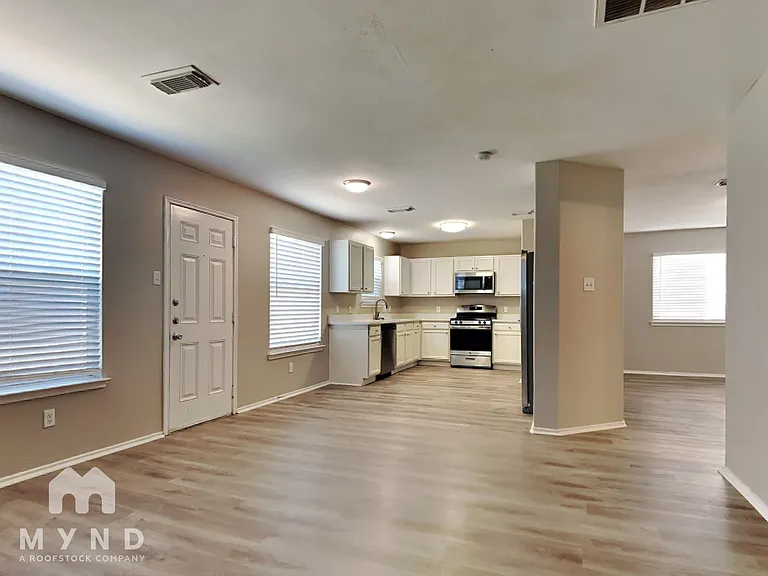 5114 Bright Oak Ct — Photo 5
