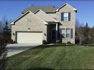 9592 Taberna Ln, Olmsted Township, OH 44138