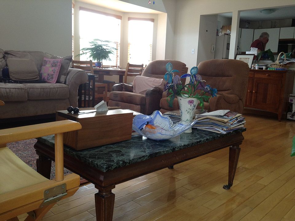 1st image of 1 Cove Ln