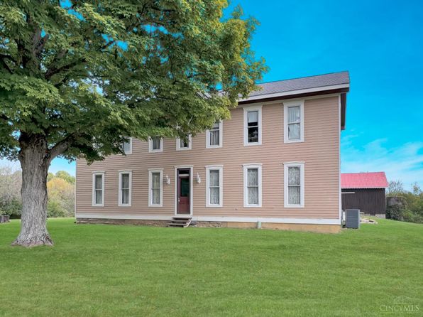 2280 Harris Rd, Hamilton, OH 45013