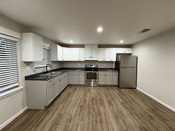 3rd image of 894 Avenue B