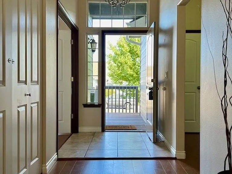 7704 W Washington Ave — Photo 12