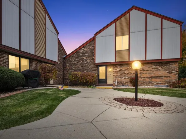 3971 West College AVENUE, Milwaukee, WI 53221