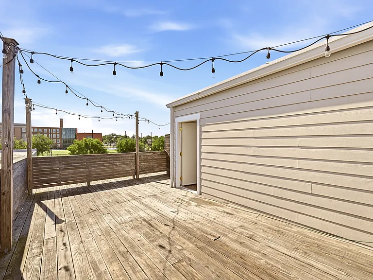 218 20th St NE #3 — Photo 39