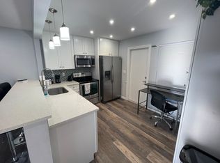 6151 Hollywood Blvd, Sarasota, FL 34231