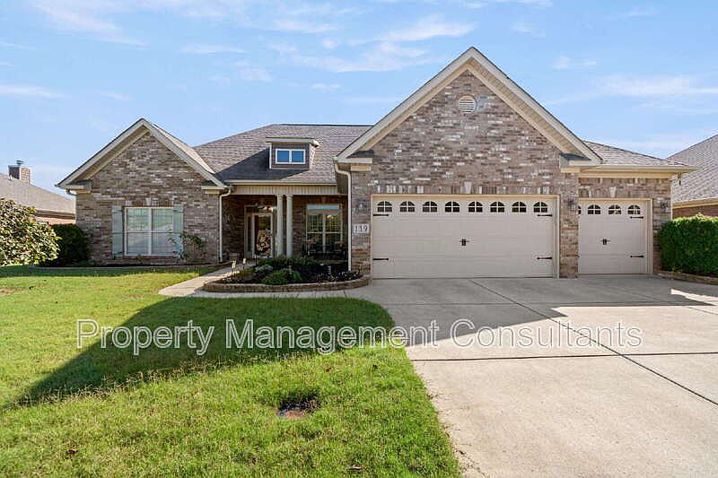 1st image of 139 SW Legacy Cove Dr
