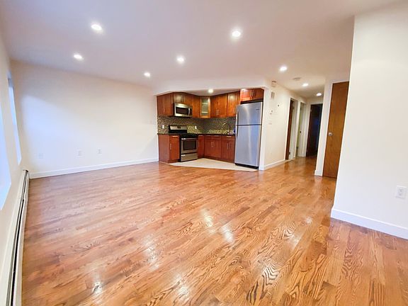 2nd image of 389 Nostrand Ave #Gr1