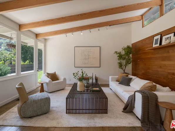 2016 Coldwater Canyon Dr, Beverly Hills, CA 90210