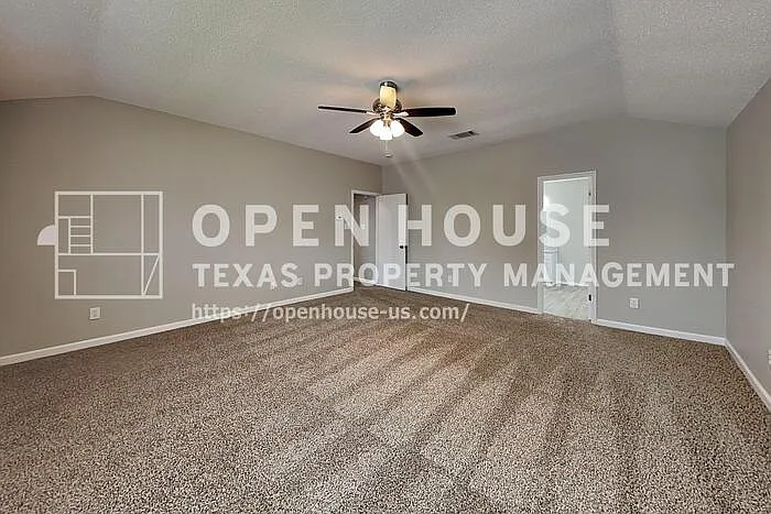 1812 Solitude Ct — Photo 10