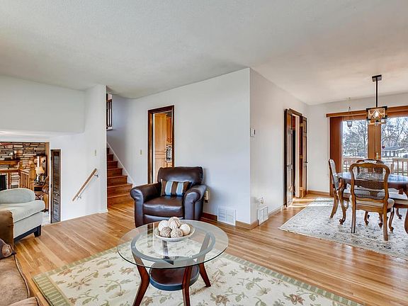 5th image of 8632 Ironwood Ave S