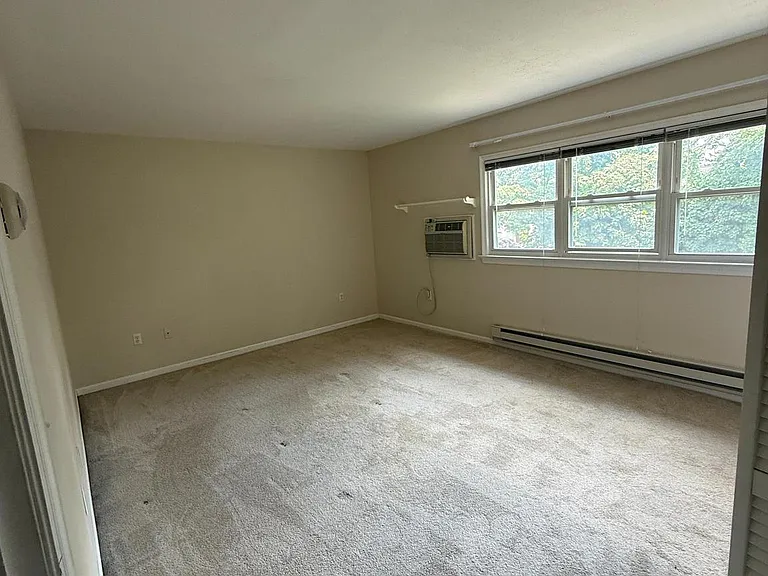 24-30 George St #6 — Photo 11