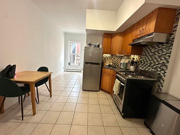 4th image of 359 W 53rd St APT 3B