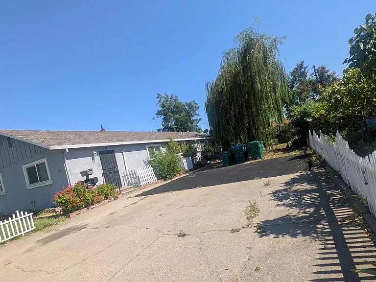 308 Poplar St #A — Photo 1